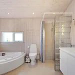 Beautiful And Well-designed With Sea View, Spacious Terraces And Just 200 Metres From The Child-friendly Femmoller And Close * Ebeltoft