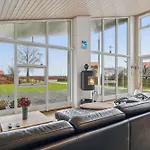 Beautiful And Well-designed With Sea View, Spacious Terraces And Just 200 Metres From The Child-friendly Femmoller And Close Ebeltoft