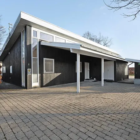 Beautiful And Well-designed With Sea View, Spacious Terraces And Just 200 Metres From The Child-friendly Femmoller And Close Vakantiehuis Ebeltoft
